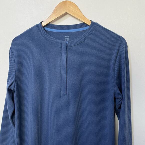 Title Nine Ossa Ribbed Long Sleeve Henley Top Size M Outdoors Gorpcore Women’s - Picture 3 of 8